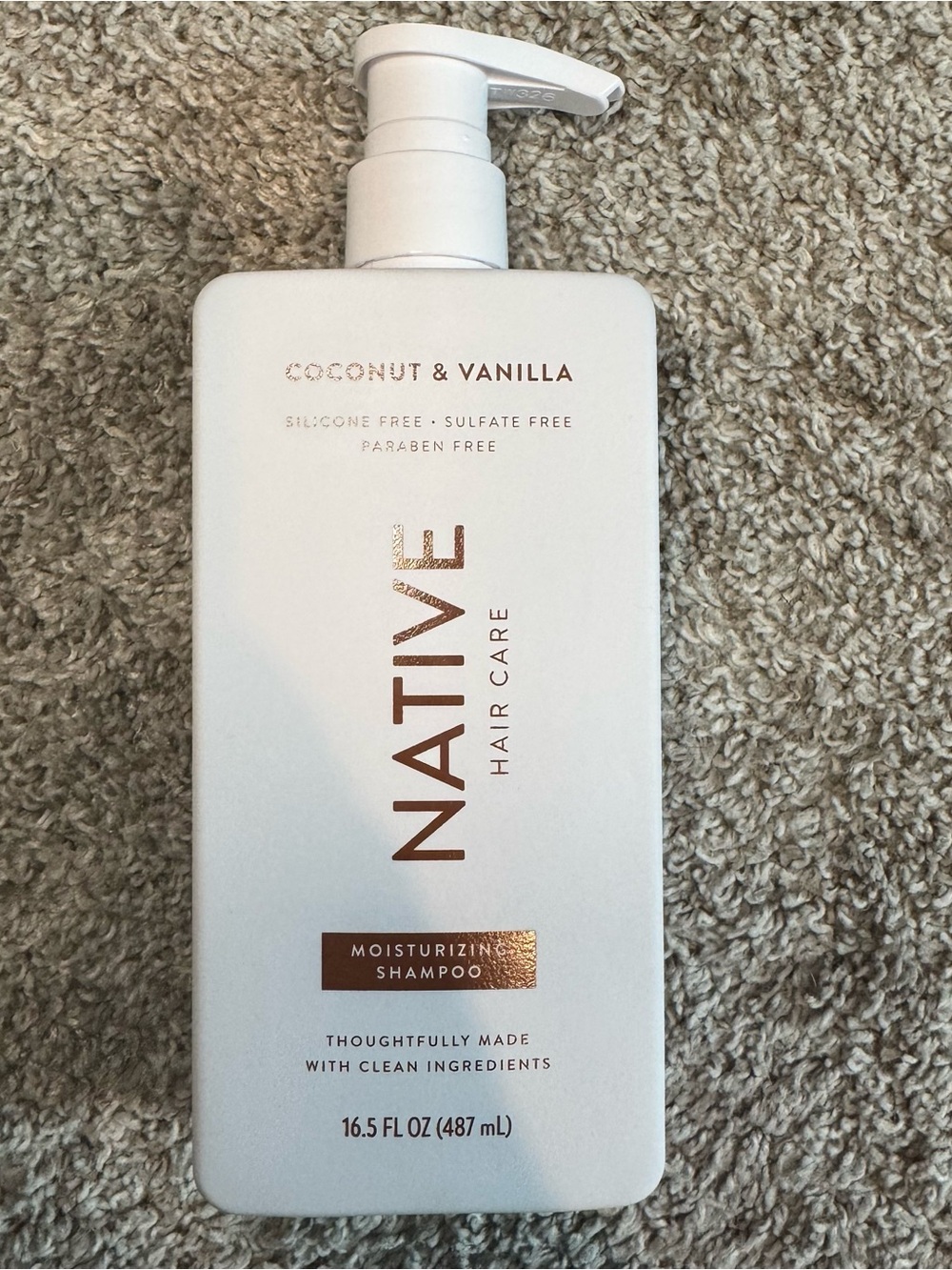 Native Coconut & Vanilla Moisturizing Shampoo - White with Copper-Beige Accents